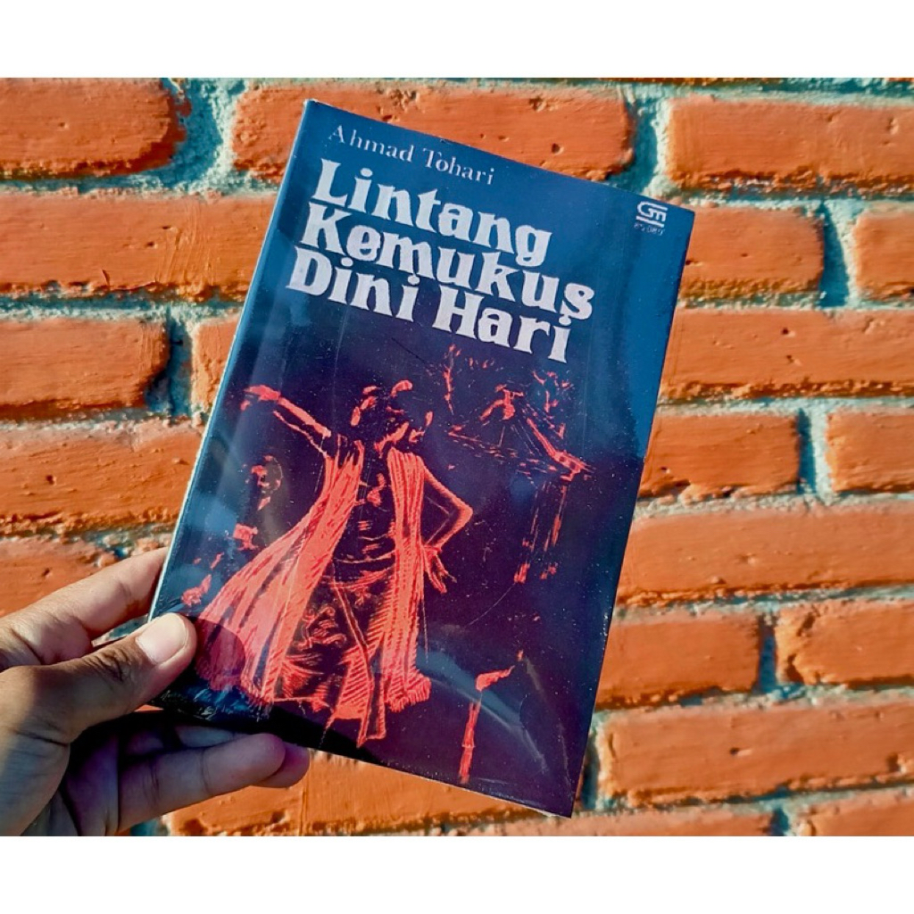 Buku Lintang Kemukus Dini Hari
