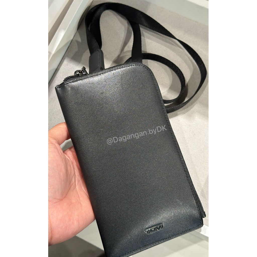 Lanyard Tumi* Leather Original 100% (Full Black)