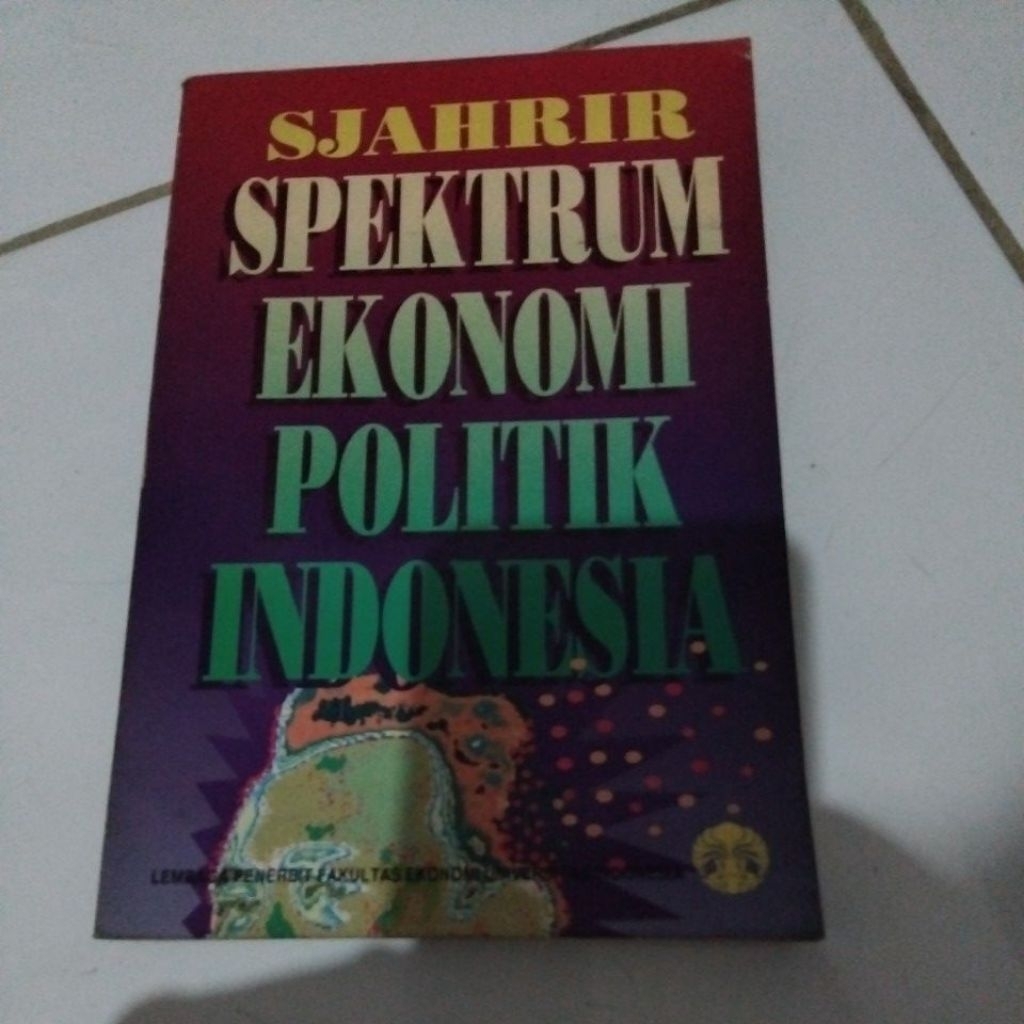 buku spektrum ekonomi politik indonesia