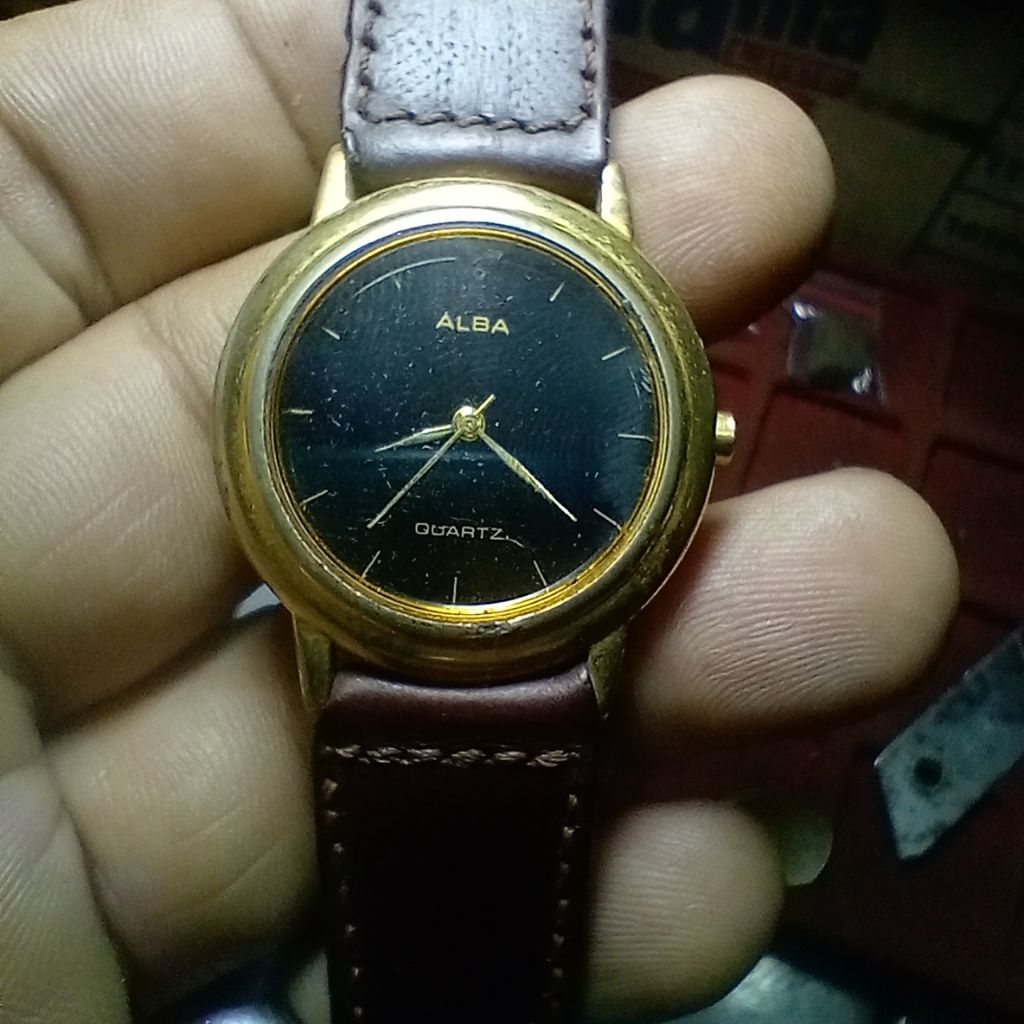 Jam Tangan Pria Alba Quartz Gold Plated