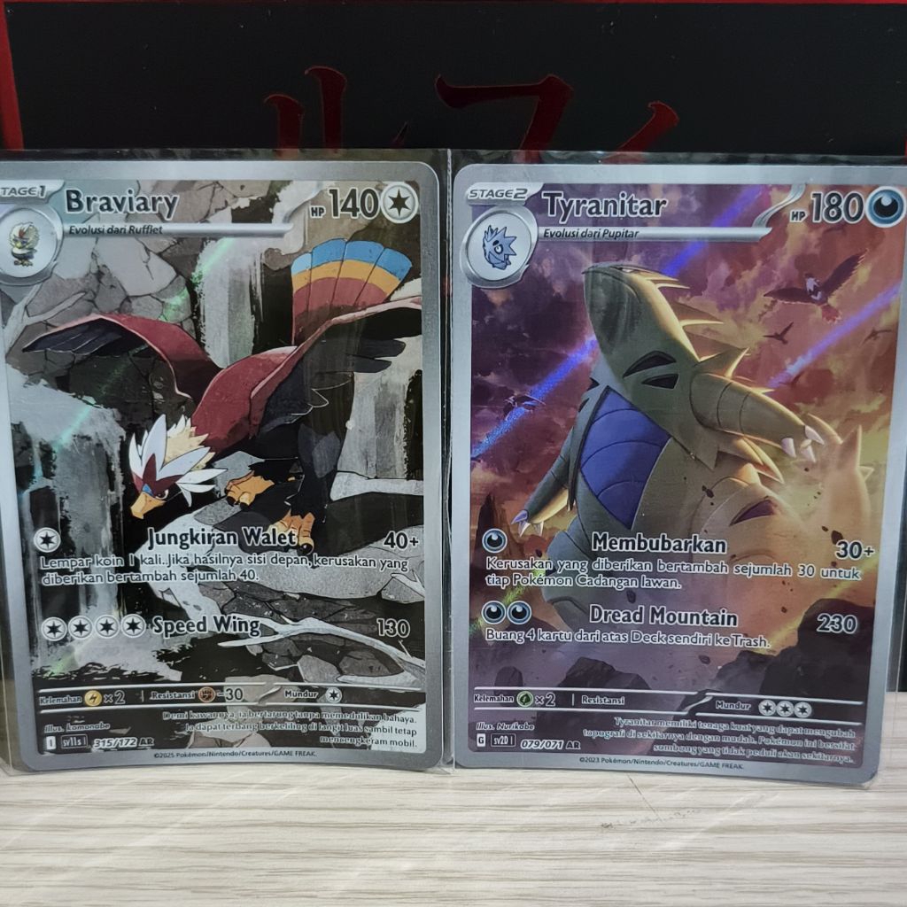 Kartu Pokemon TCG Tyranitar & Braviery AR