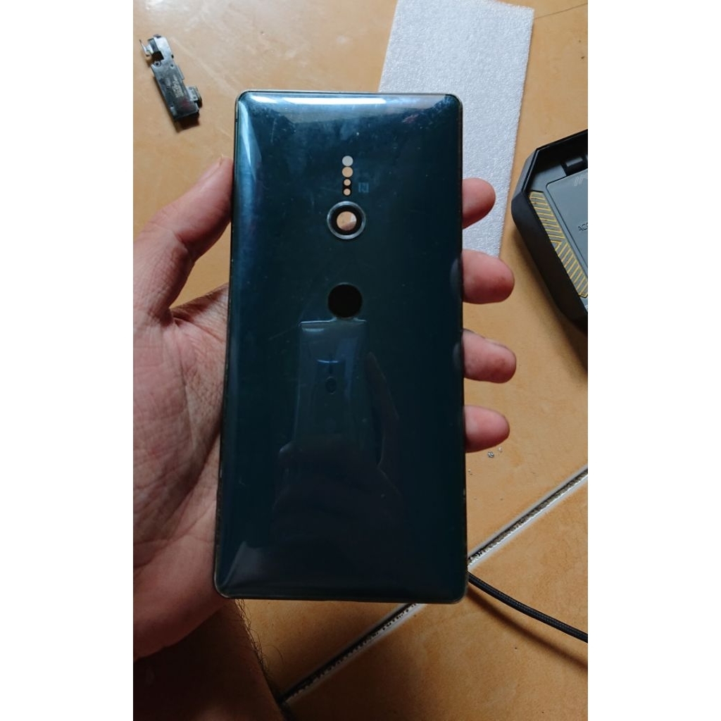 Housing backdoor Xperia XZ2 SoftBank