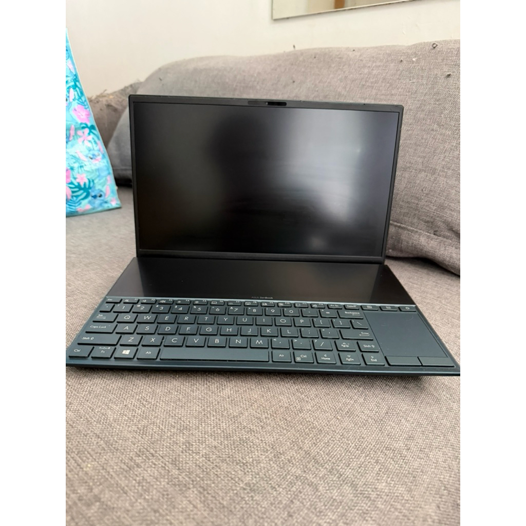 Asus ZenBook pro duo touchscreen i7 gen 11 Nvidia ram 16 SSD 1tb