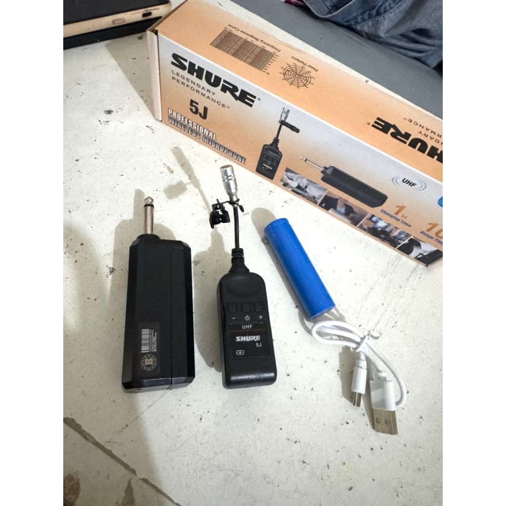 mic jepit uhf 5J mic wireless clip on recharge mic kancing mic tanpa kabel mic jeout baju tanpa kabe