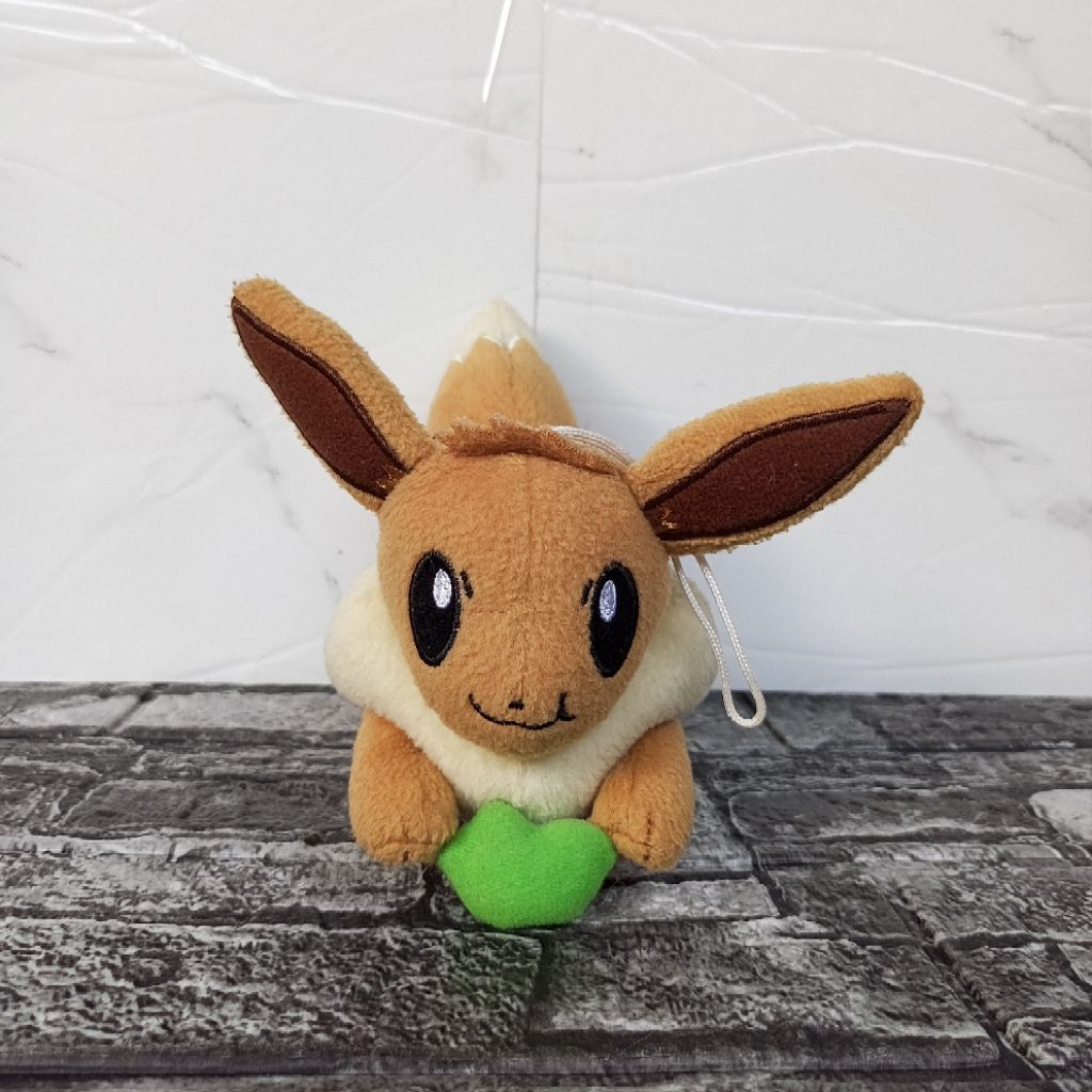 BONEKA POKEMON EEVEE SERI MOGU MOGU / OFFICIAL MERCHANDISE POKEMON EEVEE BANPRESTO PLUSH