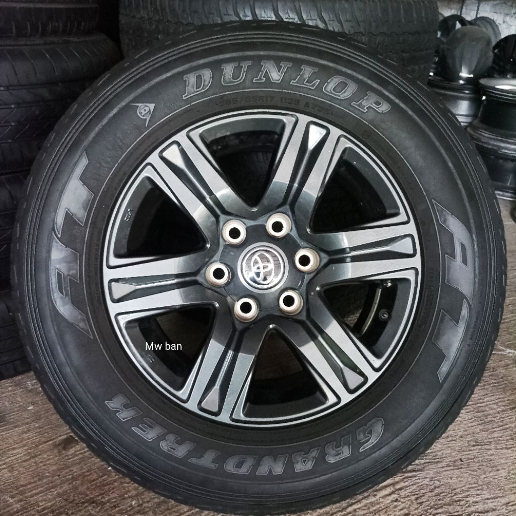 velg original hilux r17 pcd 6x139 +ban