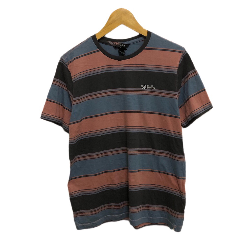 ‼️FLASH SALE‼️Volcom vintage tee / kaos vintage volcom