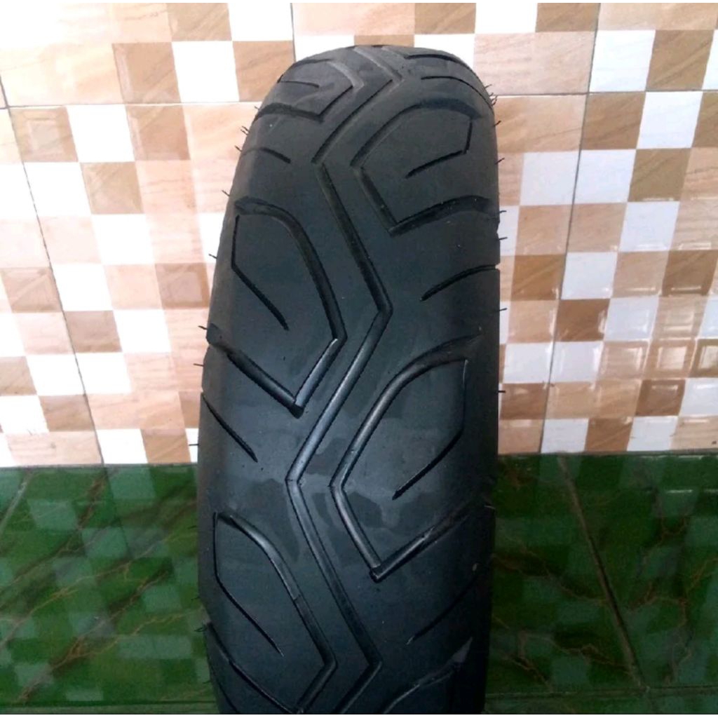 BAN MOTOR NMAX BELAKANG BATIKAN TERBARU TUBELESS UKURAN 130/70 RING 13