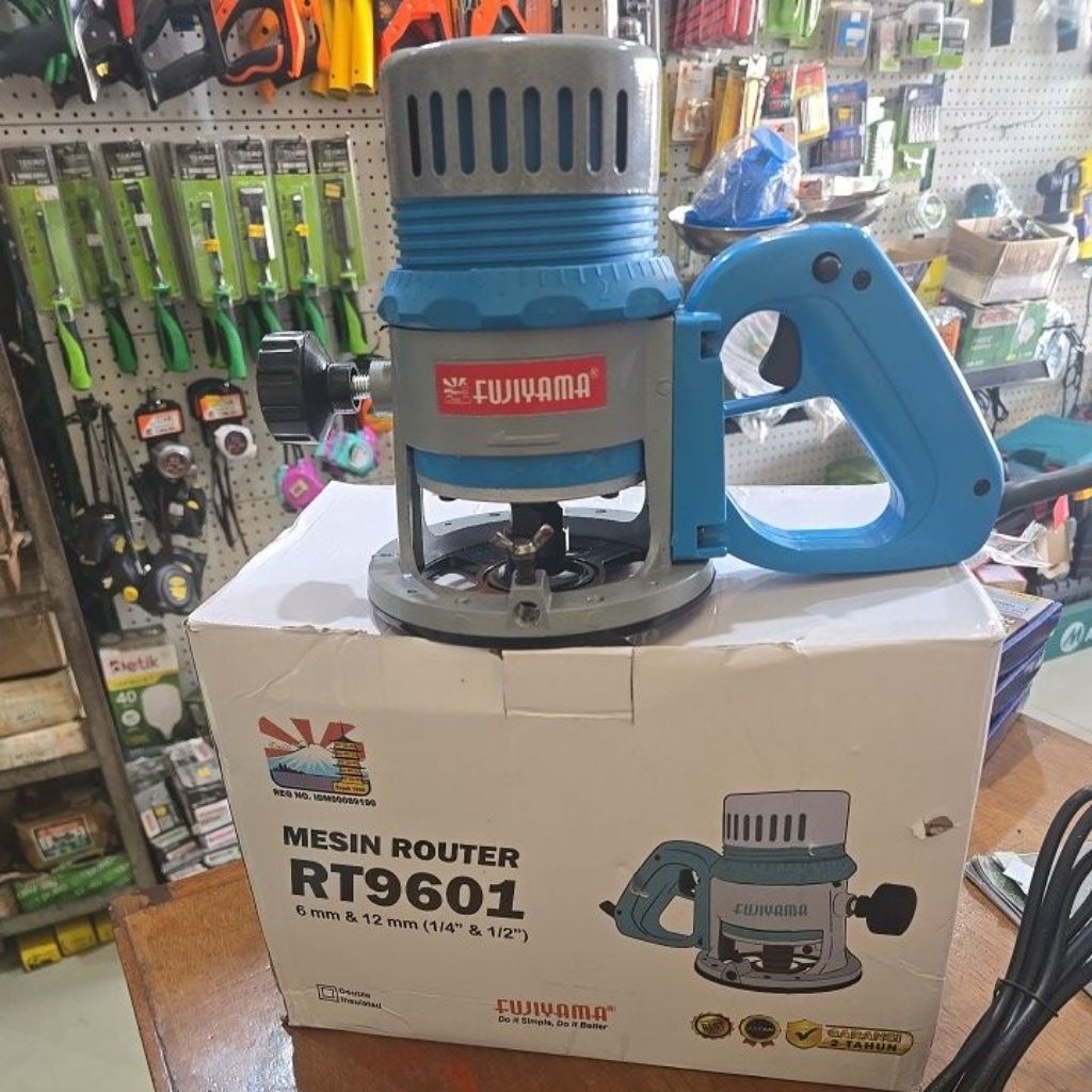 Mesin Router / Profil besar Fujiyama RT9601
