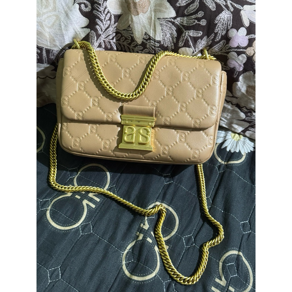 BUTTONSCARVES BEVERLY BAG BLACK CAMEL GENUIE LEATHER BALIKPAPAN SAMARINDA NEW BUKAN SECOND BEKAS PRE