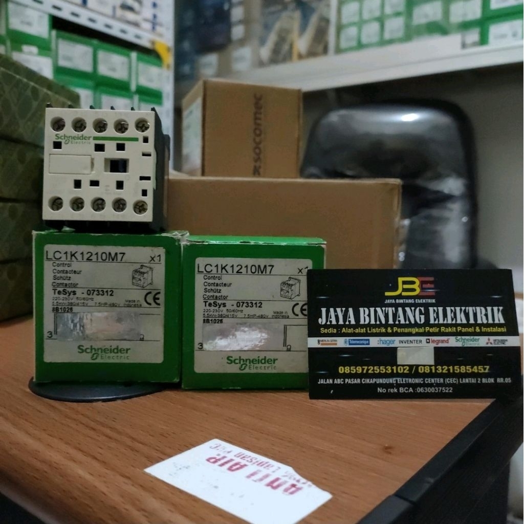 LC1K1210M7 KONTAKTOR MINI SCHNEIDER 220V ORIGINAL