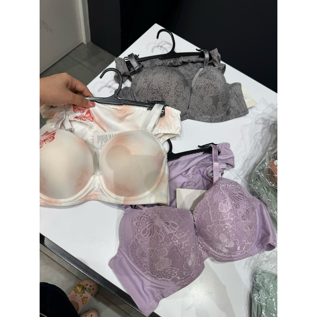 Pierre cardin Bra set sale