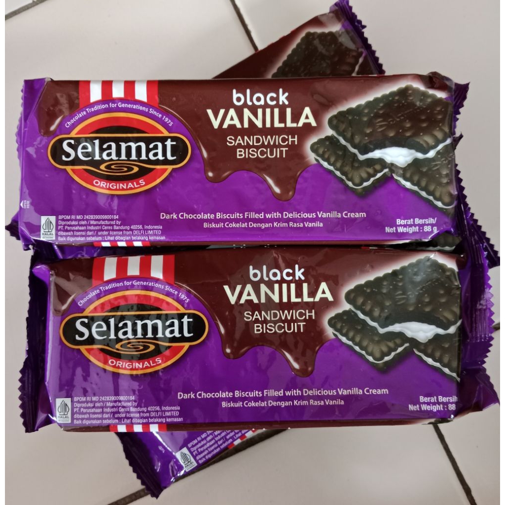 Selamat Biskuit Sandwich Black Vanilla 88 gr