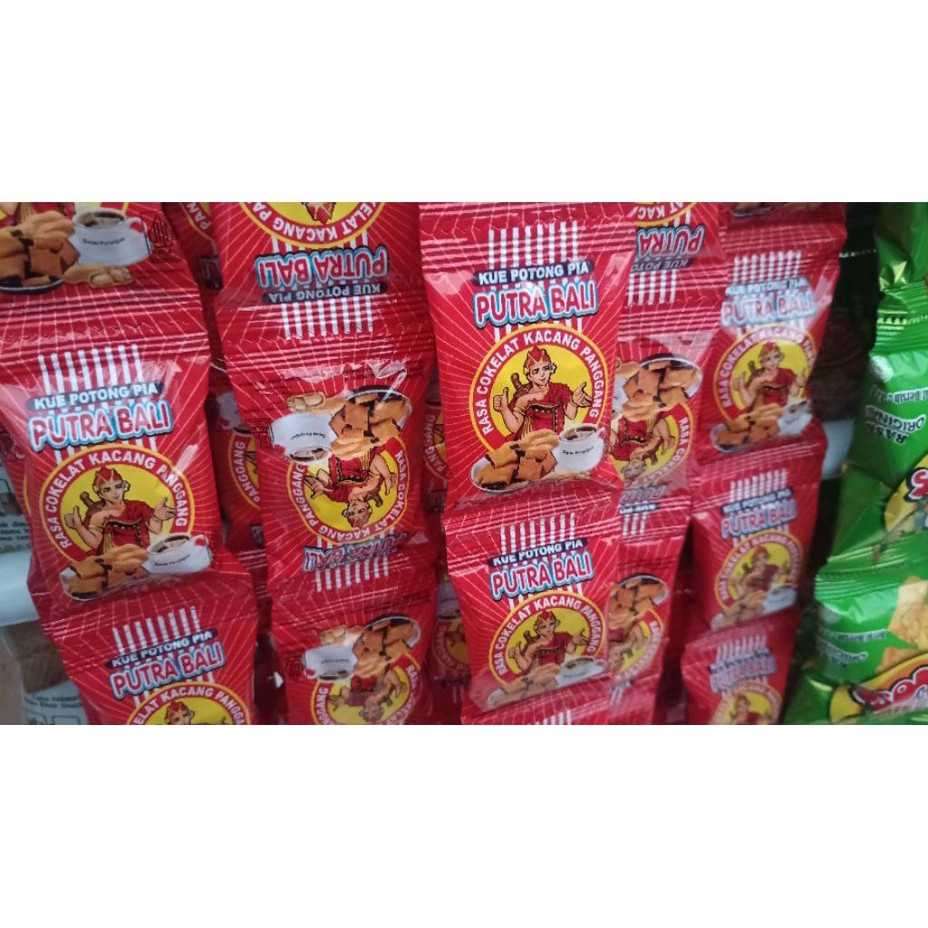 kue potong pia putra bali