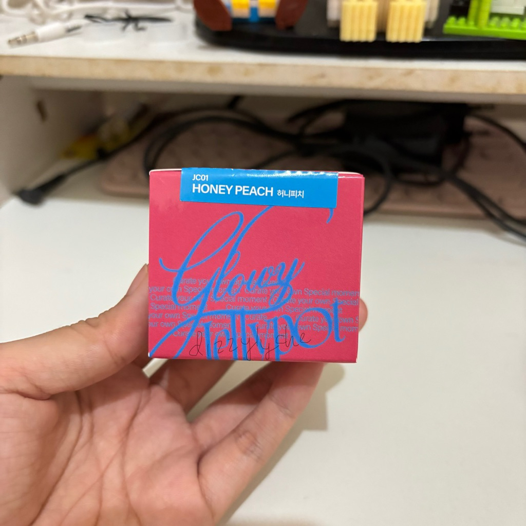 Fwee Lip & Cheek Glowy Jelly Pot