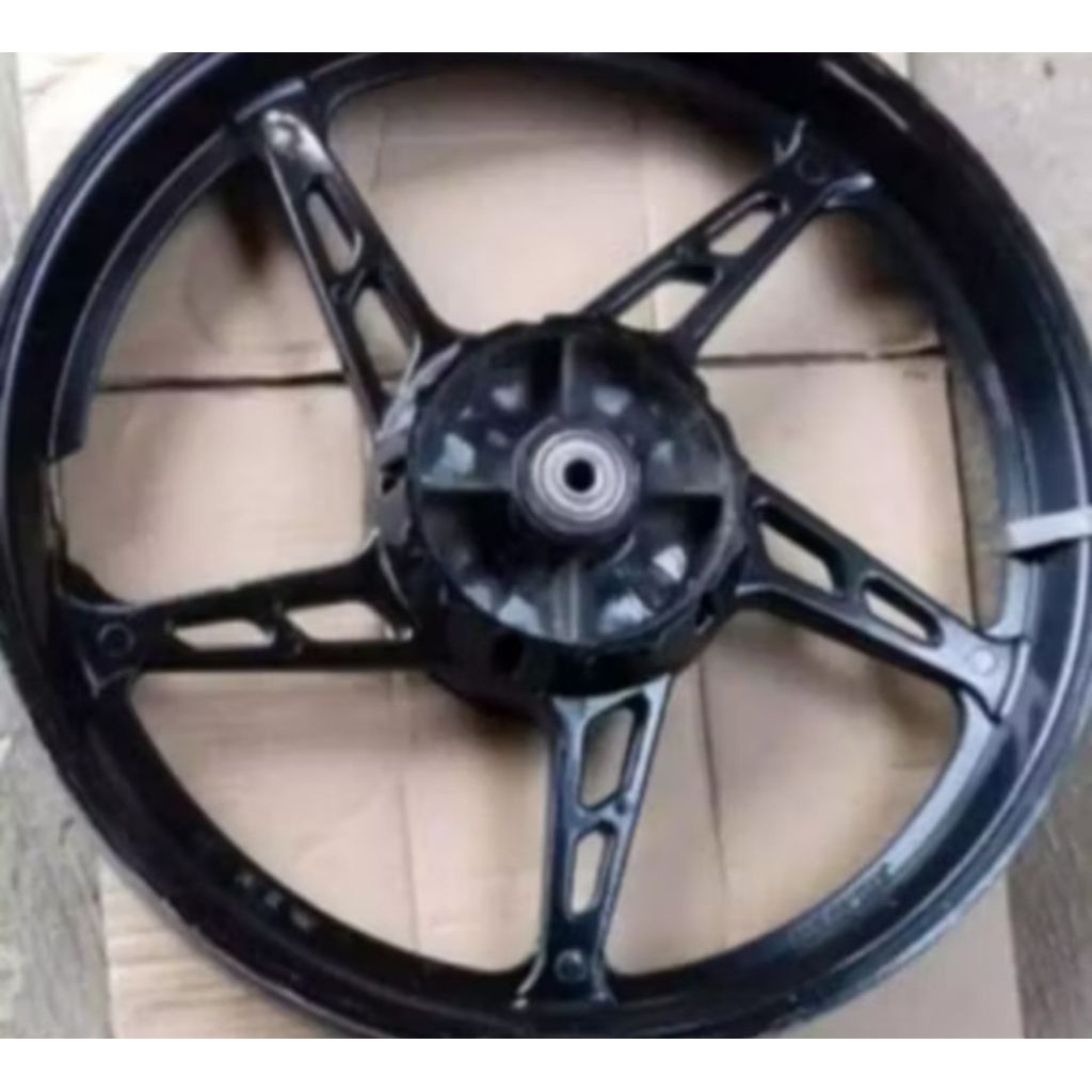 velg bagian belakang cw yamaha jupiter z burhan / jupiter z1 fi injeksi seken original copotan