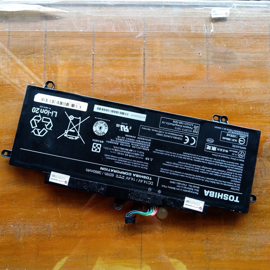 baterai laptop toshiba tecra z50-a z50a