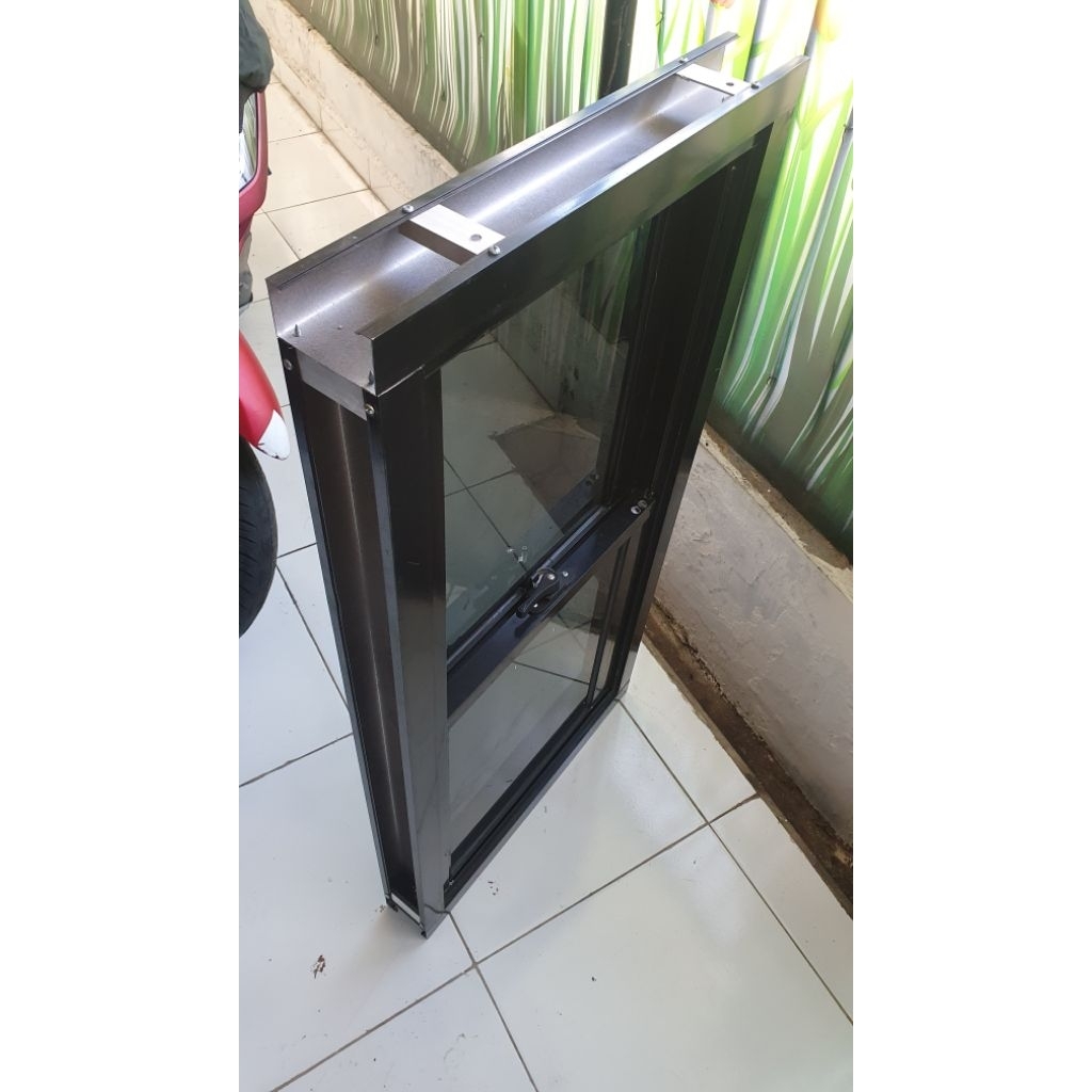 Jendela Aluminium Sliding Ukuran 100x50 Cm