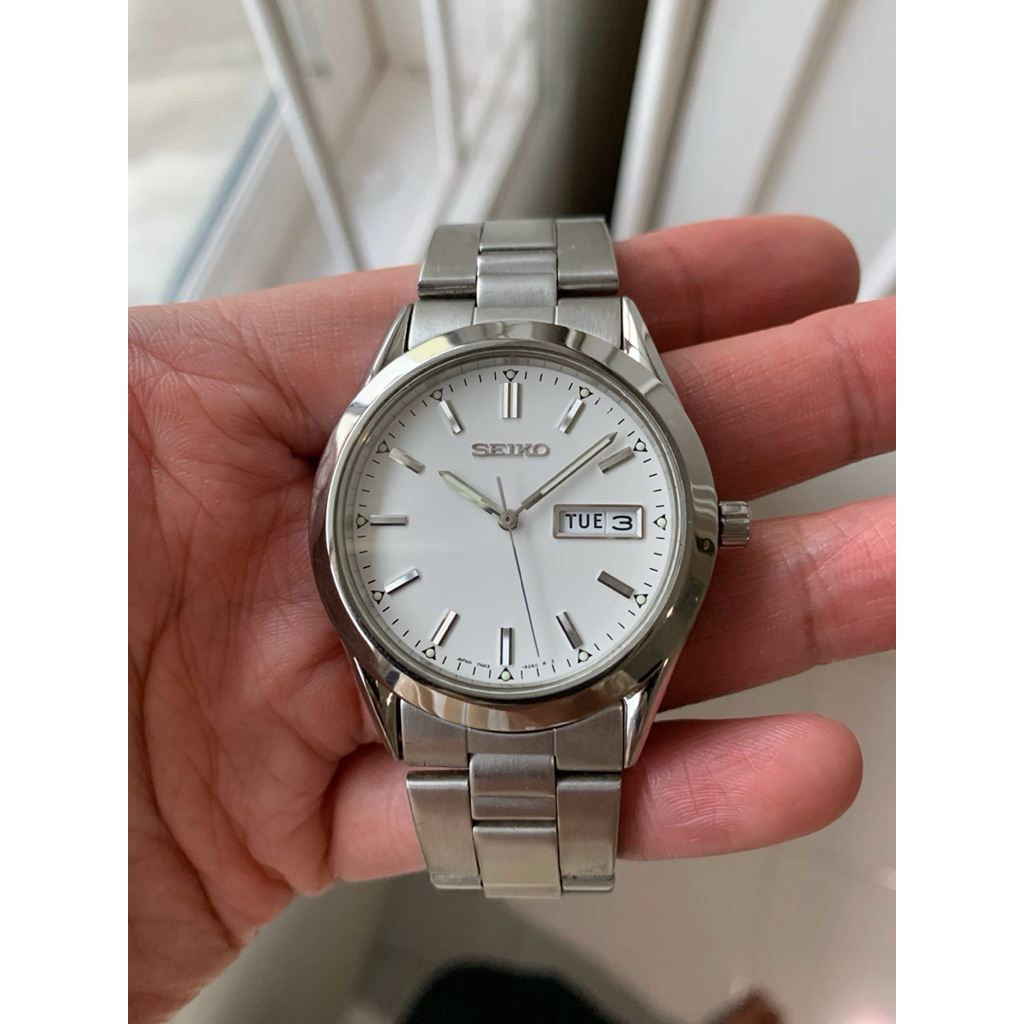 Seiko Quartz SQ White Clean Dial full original Slim Case Ref 7N43-9080 kondisi istimewa mulus , Jam 