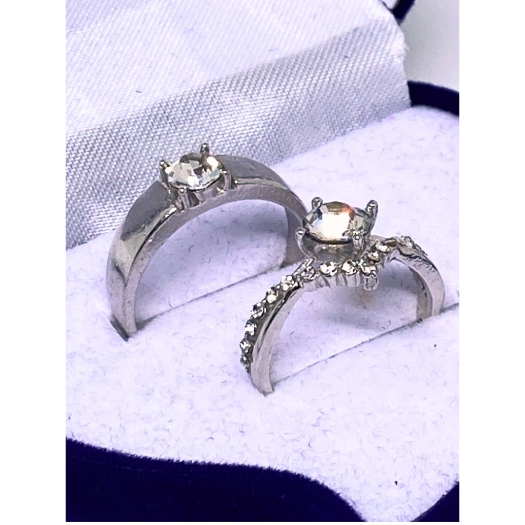 CINCIN TUNANGAN BERLIAN