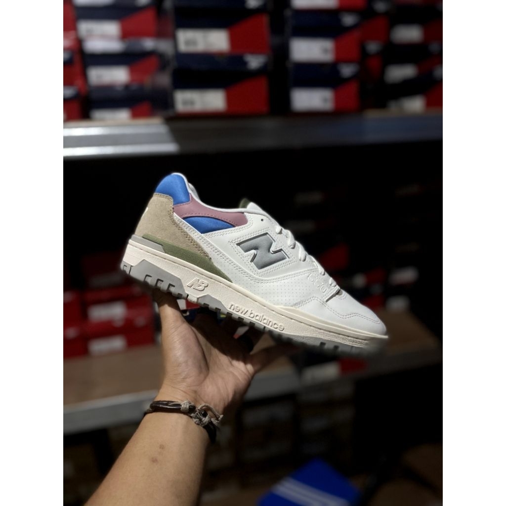SEPATU SNEAKERS NEW BALANCE 550 MENS MULTICOLOR ORIGINAL 100% BNIB RESMI MAP
