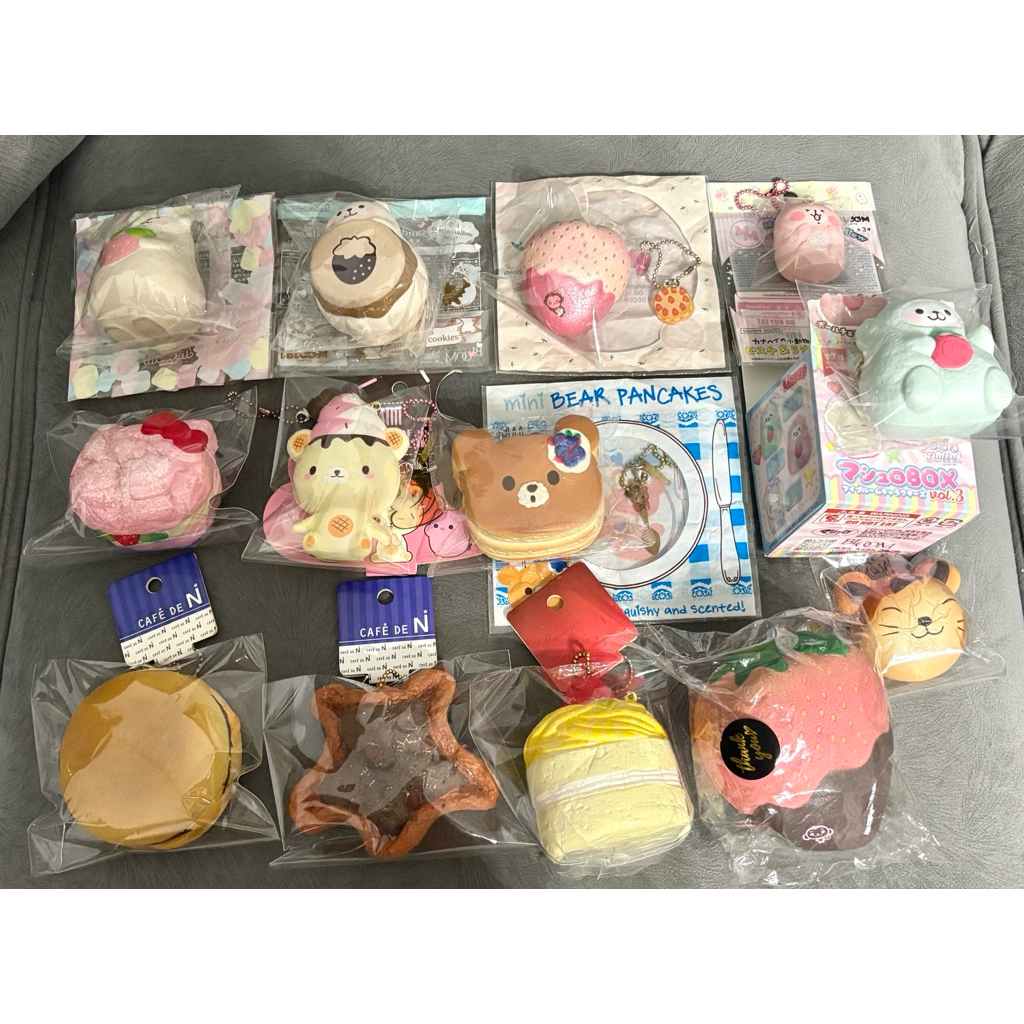 [READY STOCK] SQUISHY IBLOOM MARMO STRAWBERRY COOKIES PUNIMARU PINK KANAHEI HK HELLO KITTY CREAMPUFF