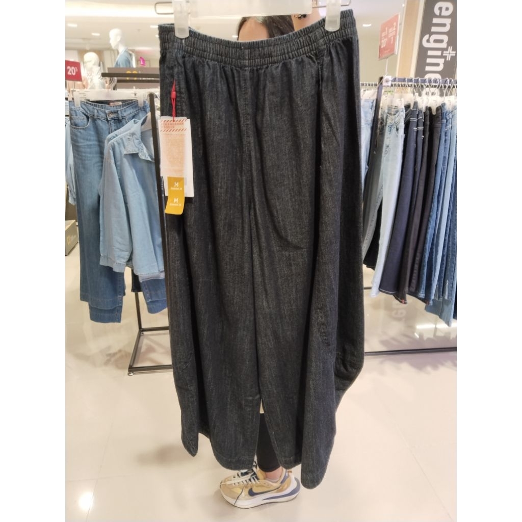 celana denim wanita ako