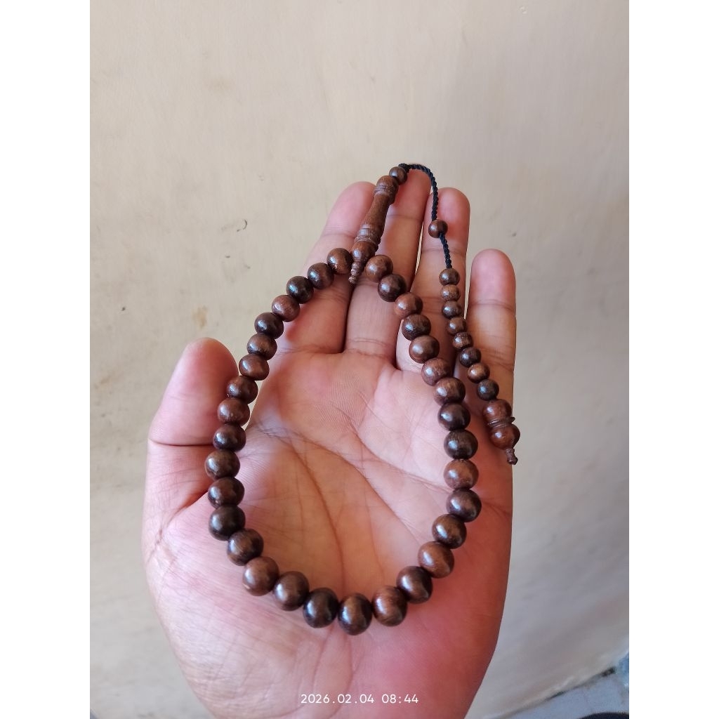 tasbih kayu gaharu super 8 mm tasbih gaharu Kalimantan tasbih gaharu wangi