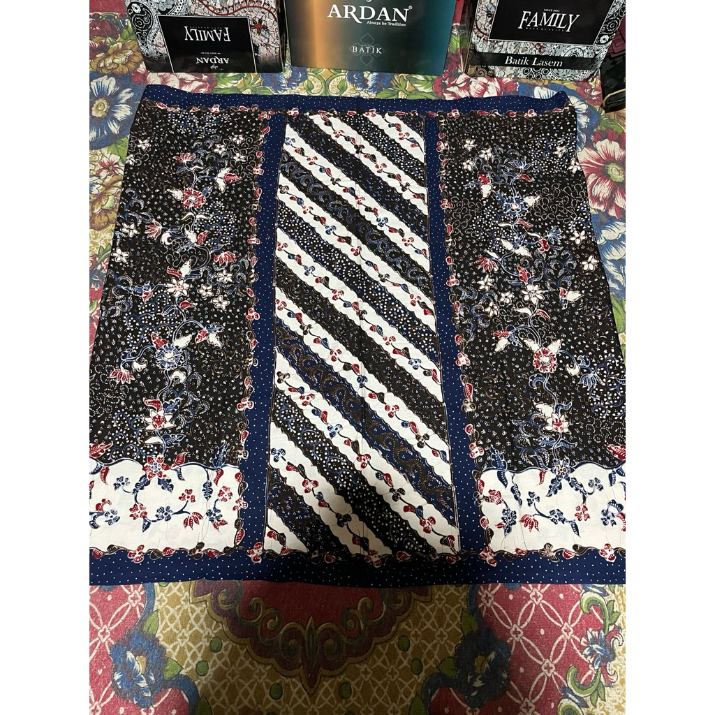 sarung batik tulis Lasem  3 warna motif terbaru