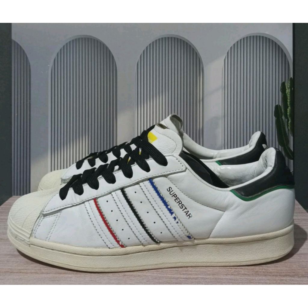 Superstar Size 43 Second Condition