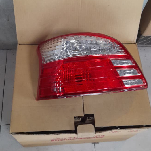 STOP LAMP VIOS GEN2 (ORIGINAL) 81561-d330