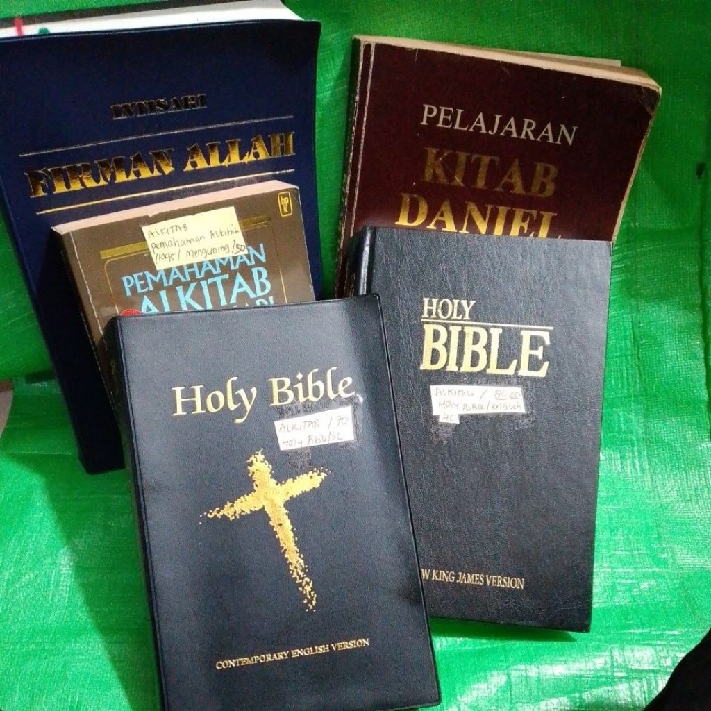 Buku Kristiani - Alkitab Preloved/Second- Buku anak Kristiani