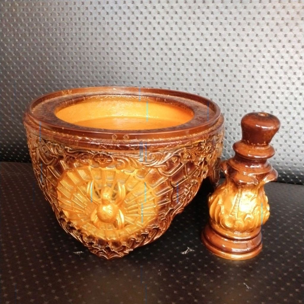 TEBOK PLECI MOTIF LABA-LABA