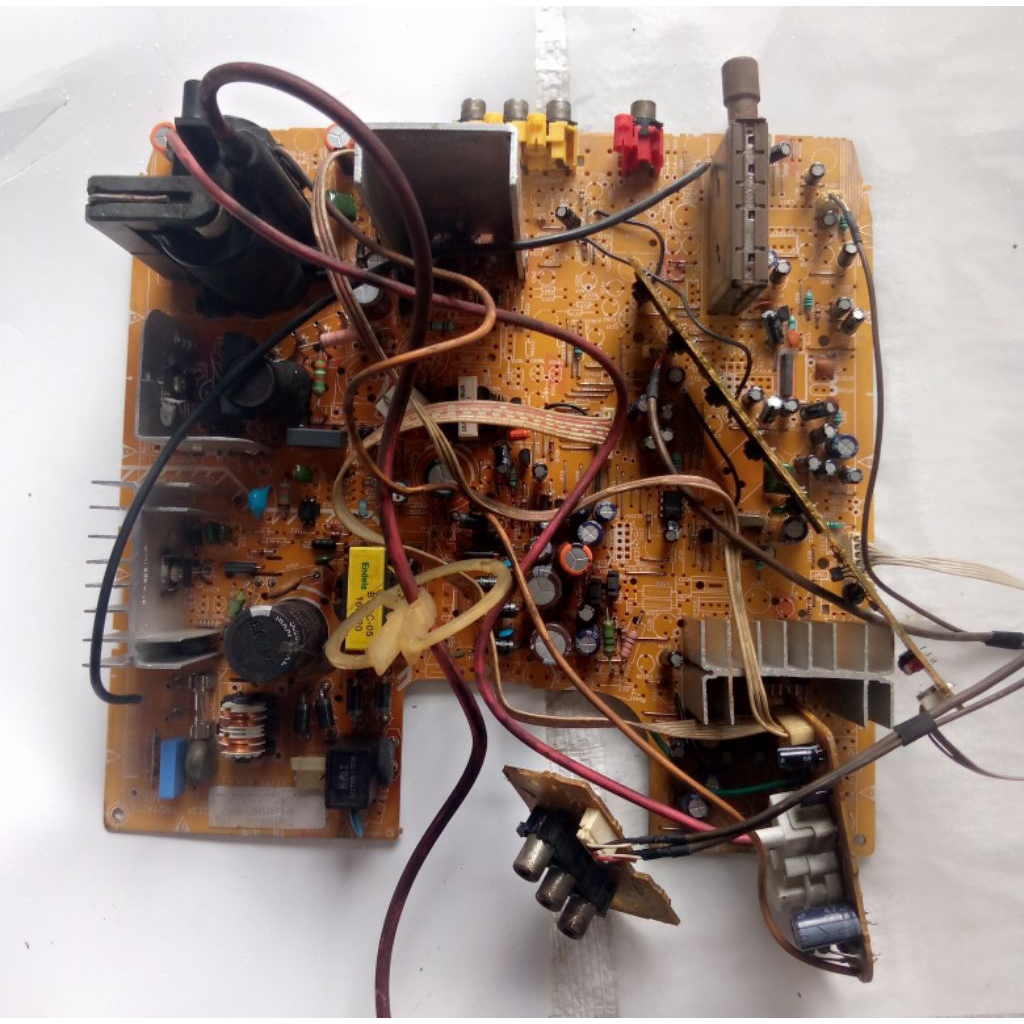 mesin tv Polytron u slim tabung 21inch,komponen lengkap,,cabutan blum uji test/gambling