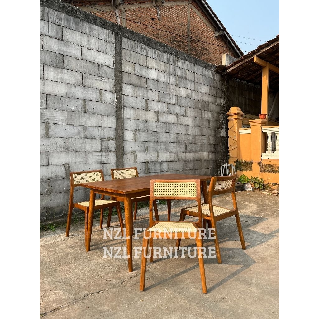 Set Meja Makan Rotan Meja Makan Rotan Kursi Rotan Kursi Makan Stacking rotan Kursi Makan Rotan Retro