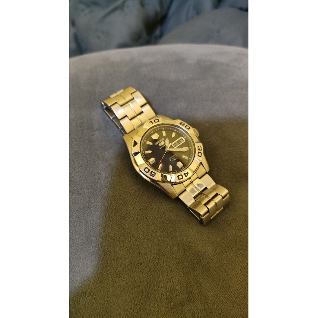 Seiko 5 sports , 7s36