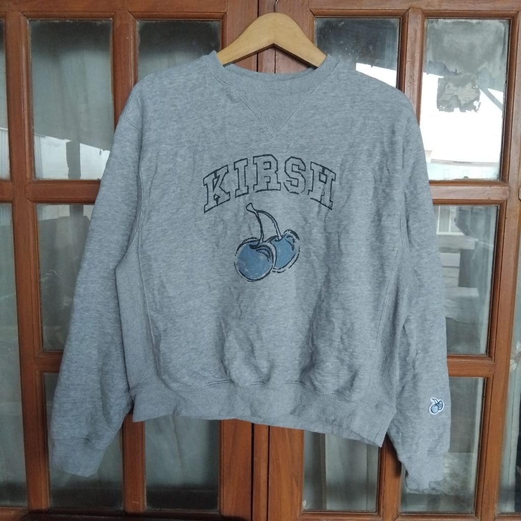 Kirsh Cherry Stitch Sweatshirt (1 fit M)
