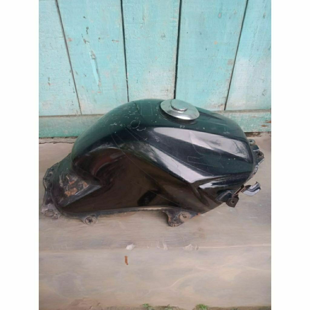 tangki CBR 150R old original copotan