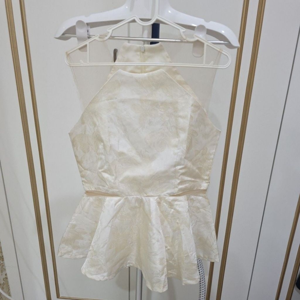 Top white cheongsam modern