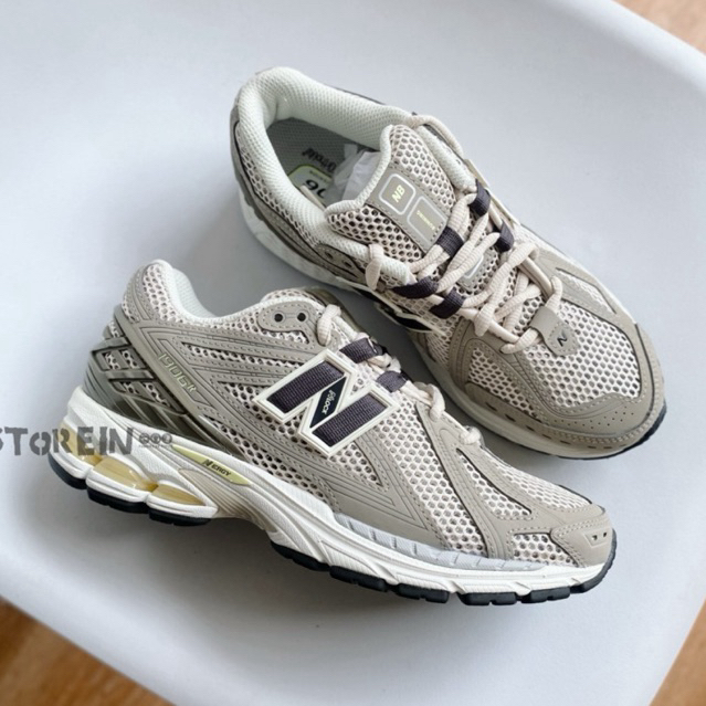 Sepatu Sneakers Pria Wanita New Balance 1906R Arid Stone Original 1000% (RESMI STORE)