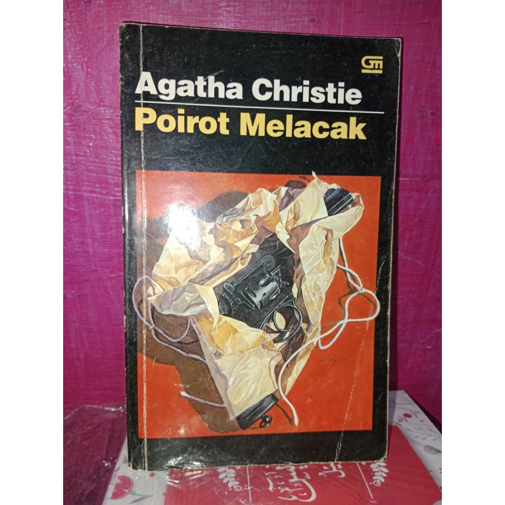 Buku bekas agatha christie
