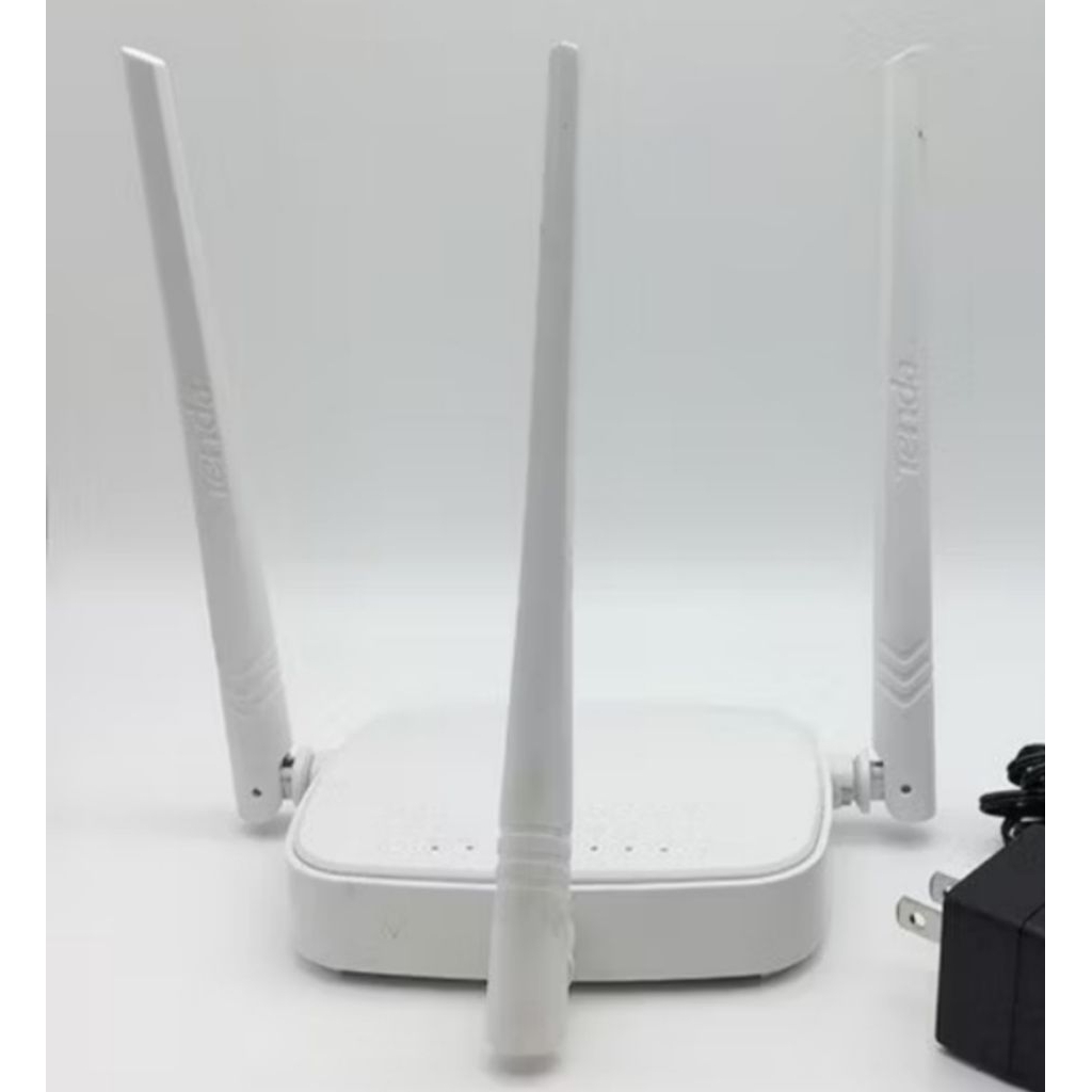 Router Tenda N318