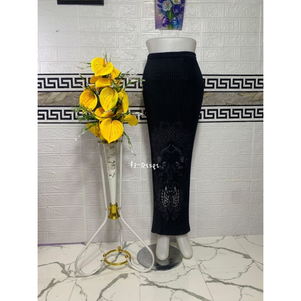 ROK PLISKET BATIK  PREMENIUM / BAWAHAN KEBAYA / ROK KEBAYA / ROK WISUDA / RAGAM MOTIF