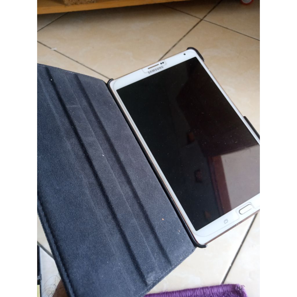 Samsung Tab T705 minus