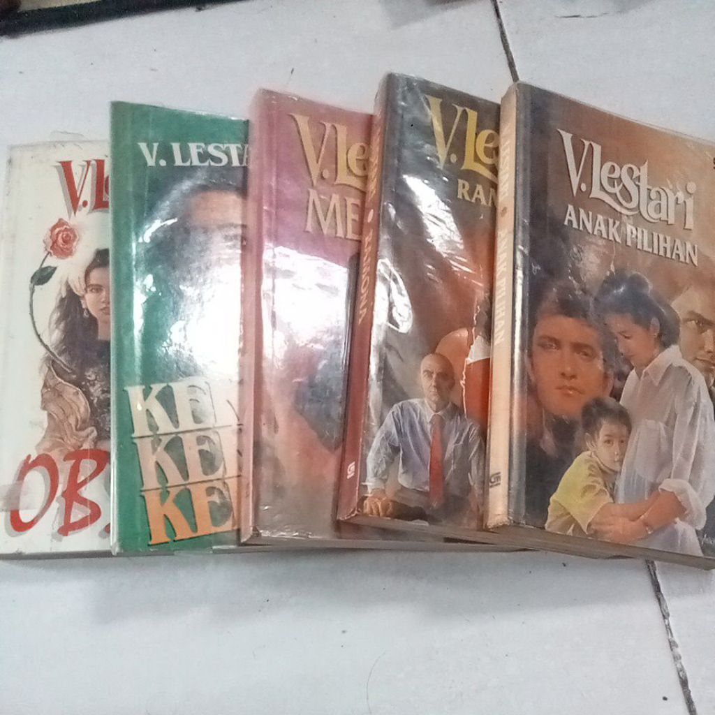 Novel V lestari