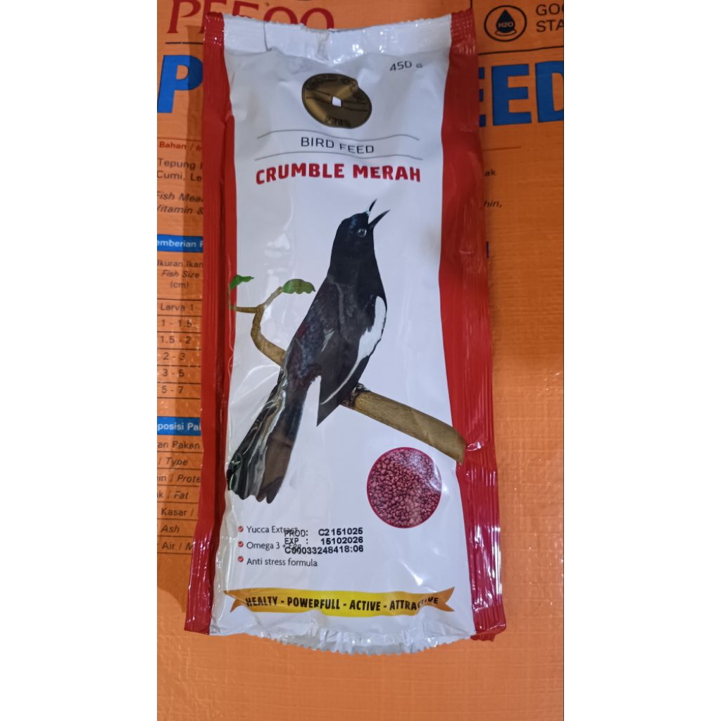 Gold Coin merah pakan burung