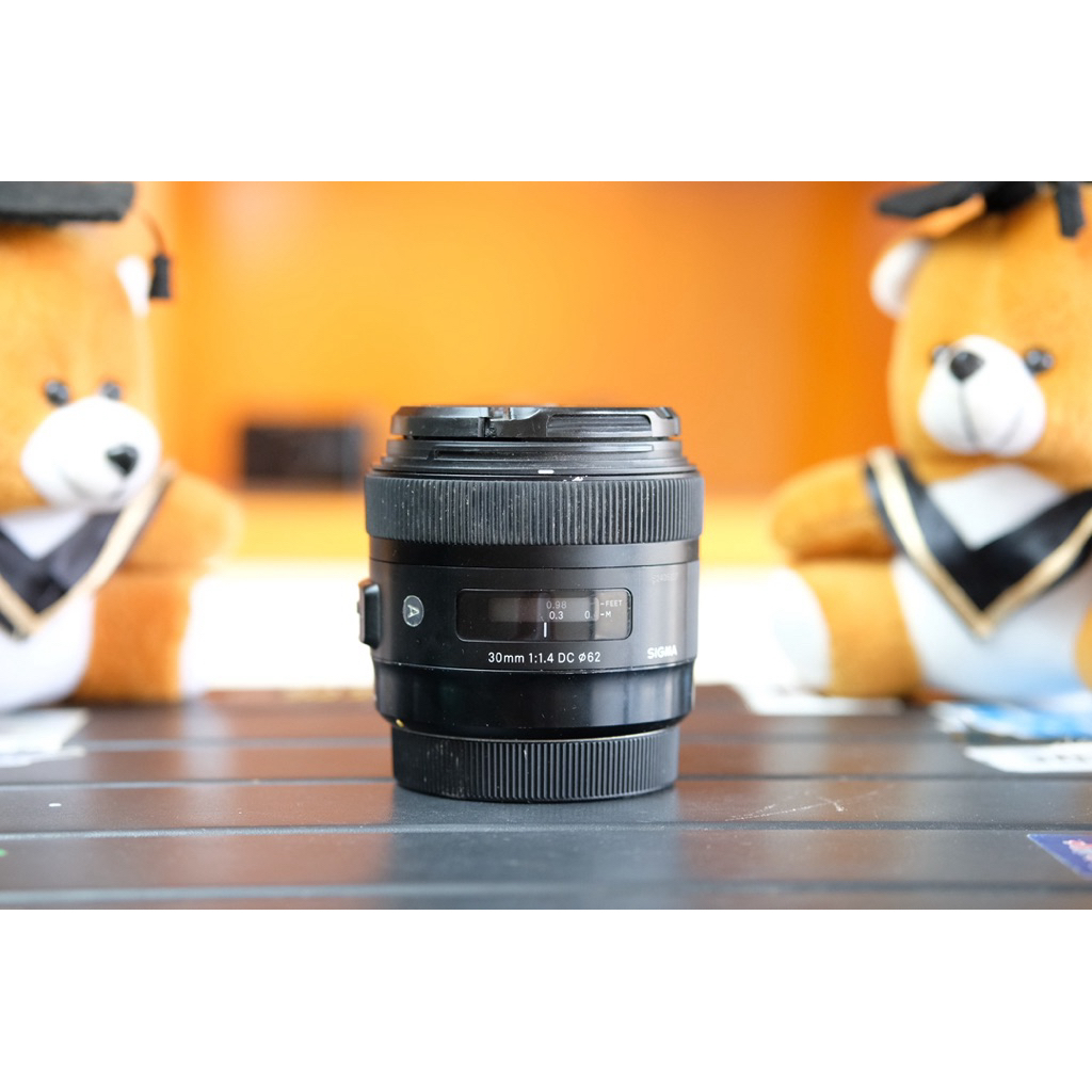 LENSA SIGMA ART 30MM F1.4 FOR CANON APSC