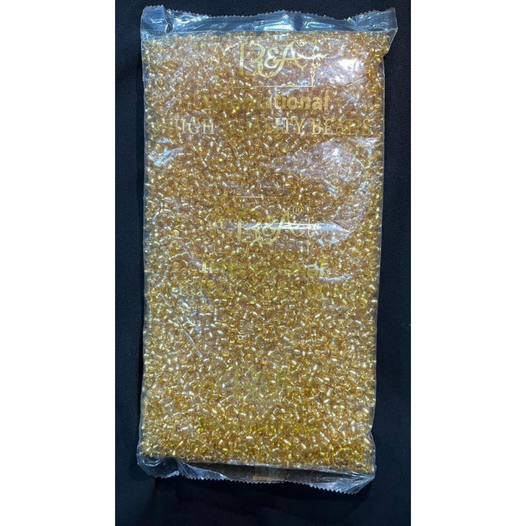 Payet/mote semi jepang merek bea 450 grm pasir 6/0 , 8/0