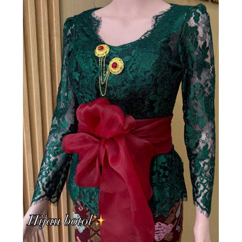 READY KEBAYA JADI UKIR LEMBAYUNG JAHITAN BALI