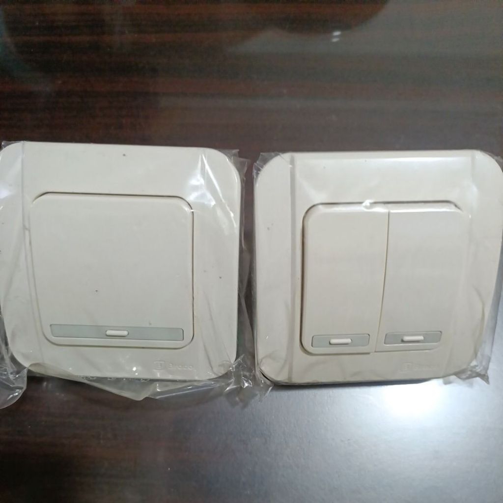 BROCO SAKLAR ENGKEL, SAKLAR SERI WARNA PUTIH